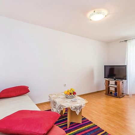 Awesome Apartment In Senj With Wifi Екстериор снимка
