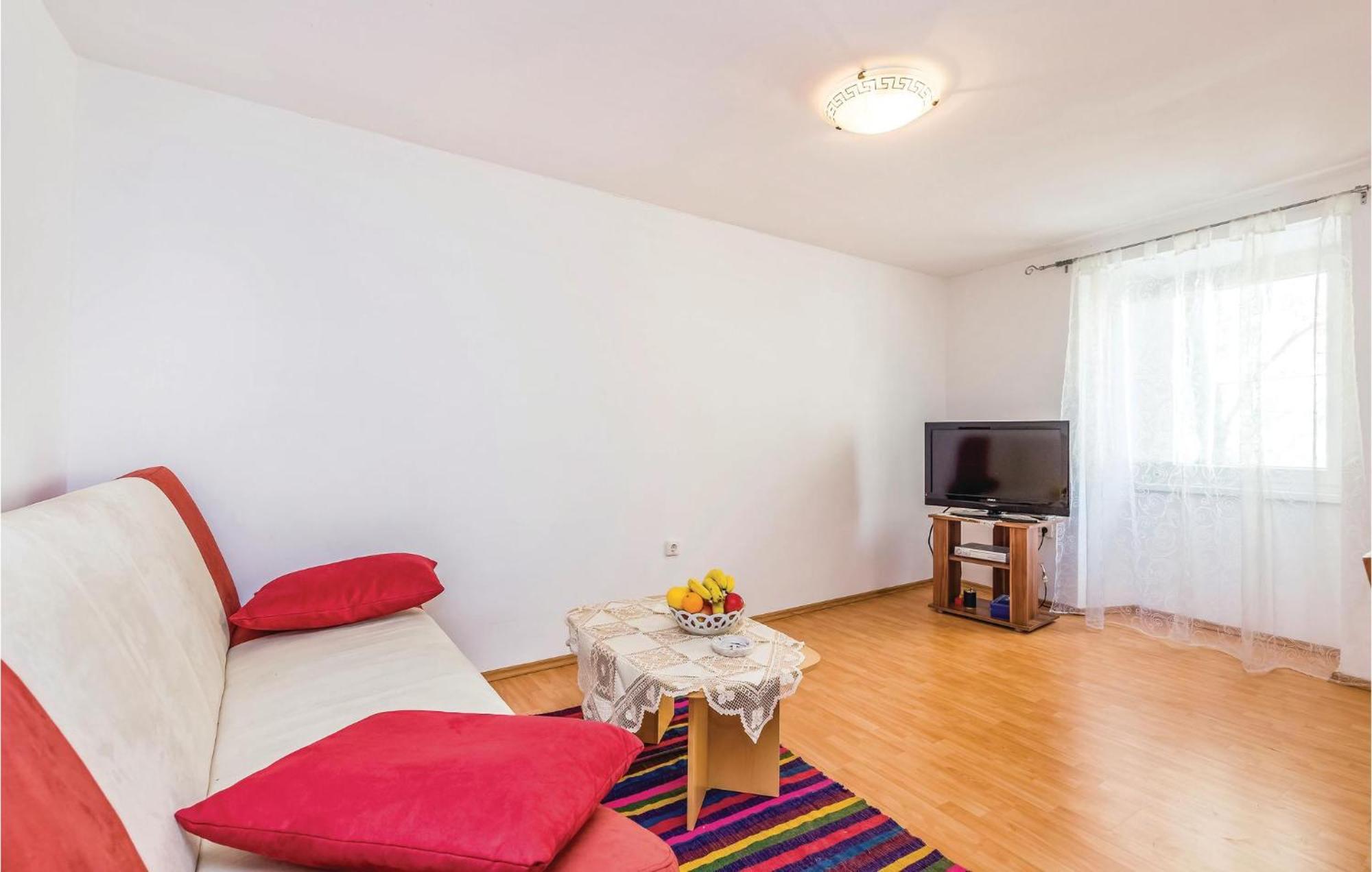 Awesome Apartment In Senj With Wifi Екстериор снимка