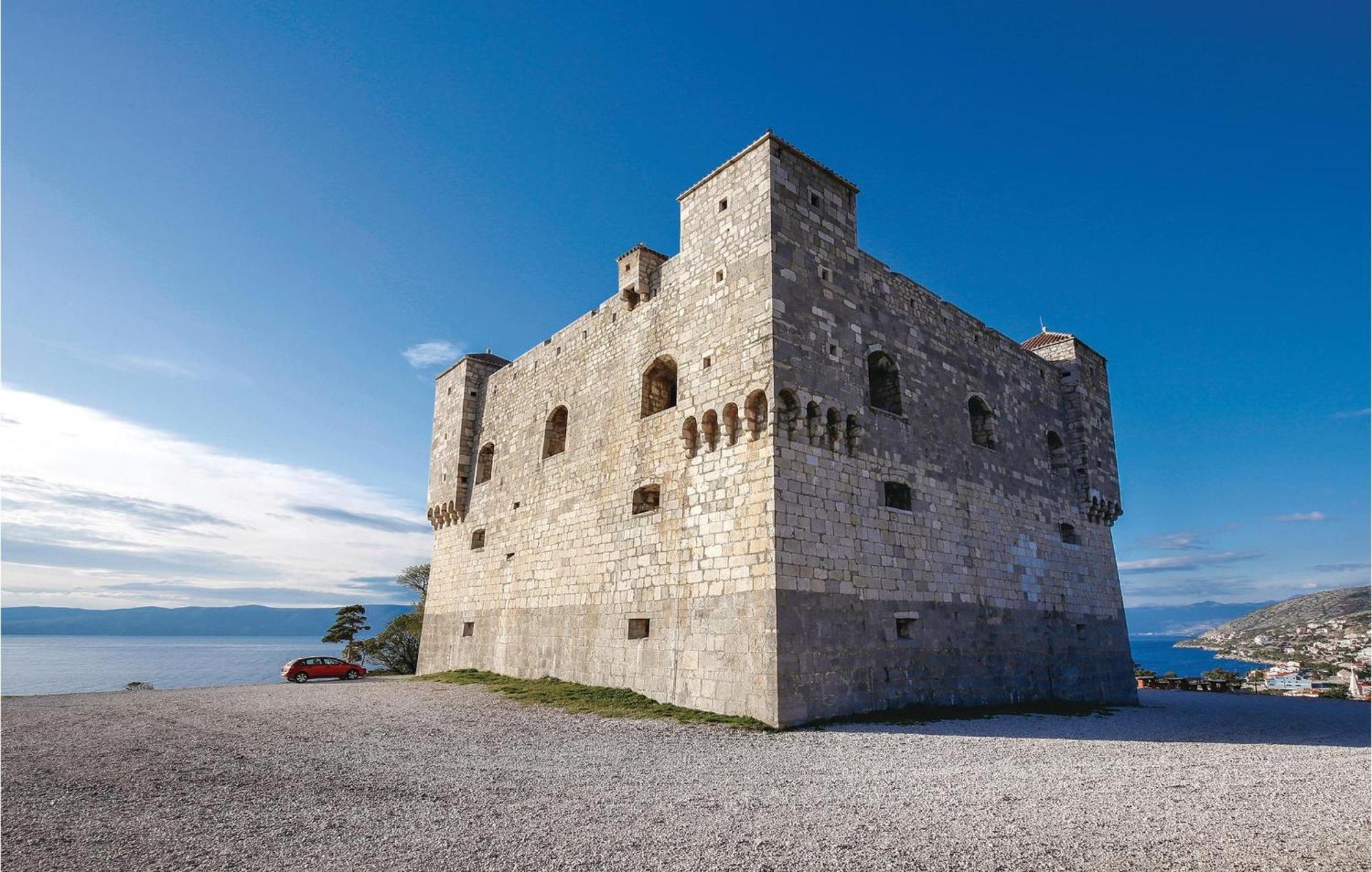 Awesome Apartment In Senj With Wifi Екстериор снимка